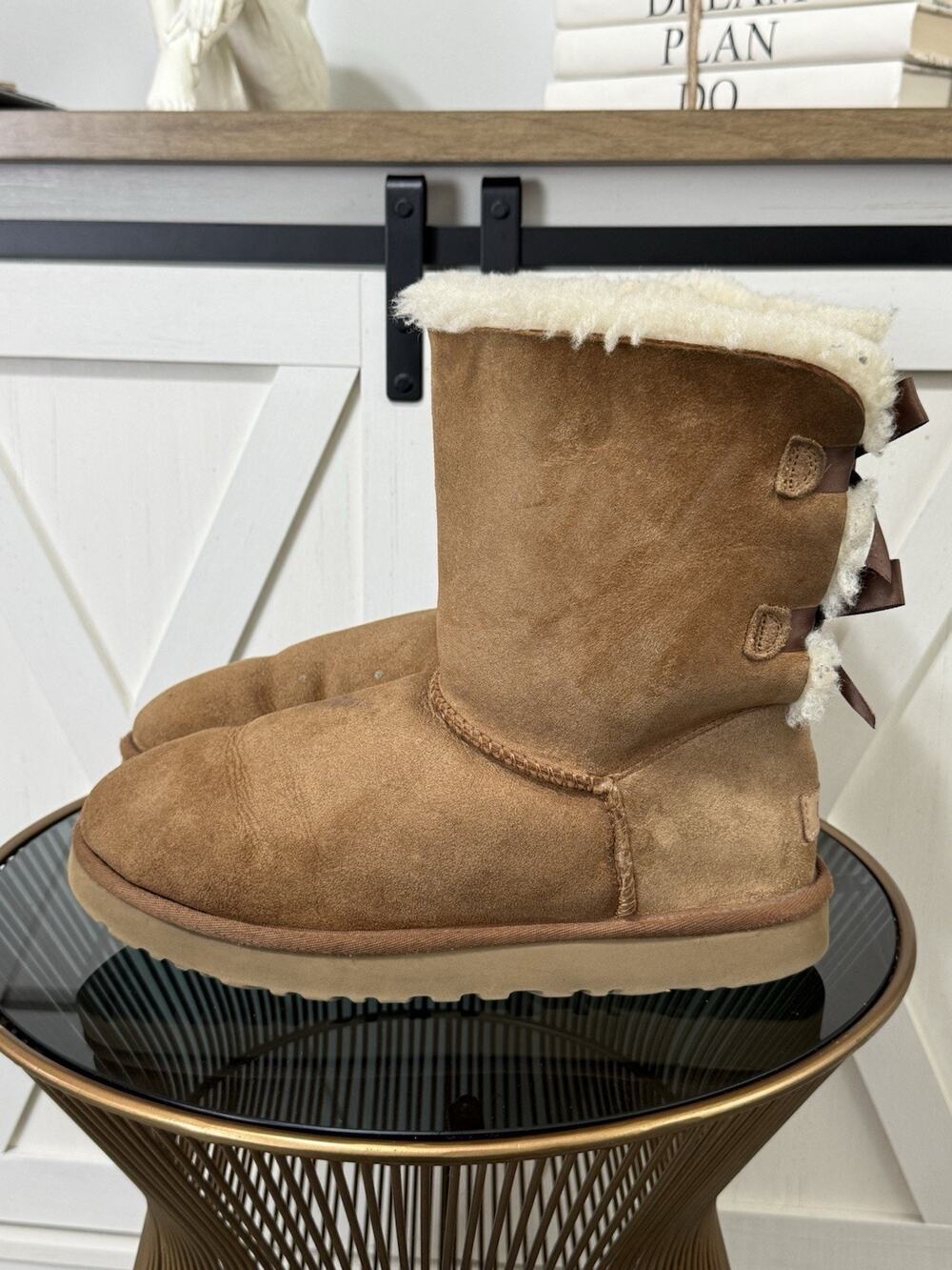 UGG Australia Women's Bailey Bow II Chestnut Brown Shearling Boots Size 10 US